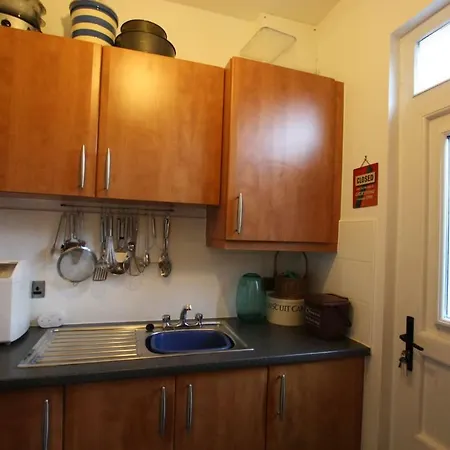 Spacious Family With Parking In Clifton بريستول