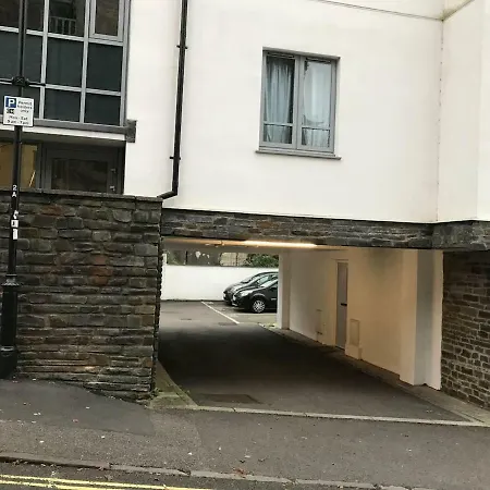 Spacious Family With Parking In Clifton بريستول